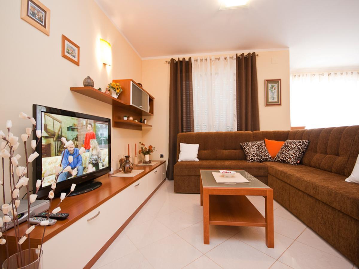 Apartments Lovorka 巴斯卡 外观 照片